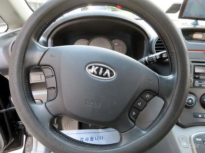 Kia Carens