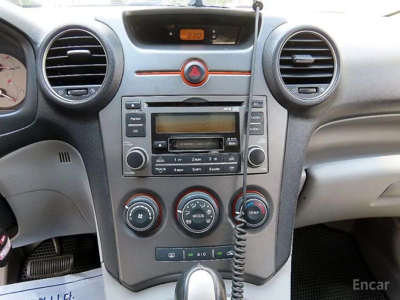 Kia Carens