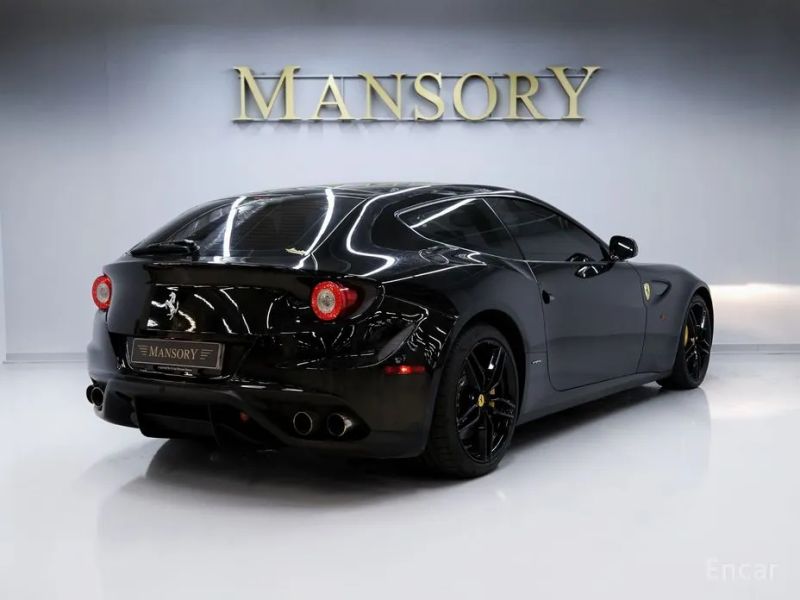 Ferrari FF