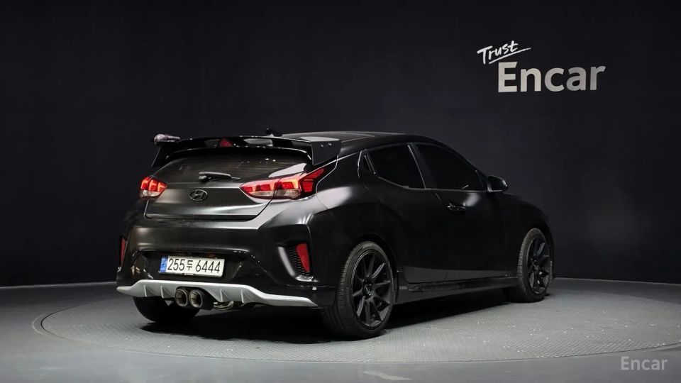Hyundai Veloster