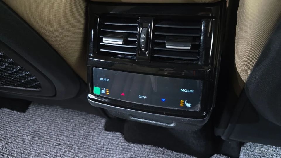 Renault-KoreaSamsung Grand Koleos