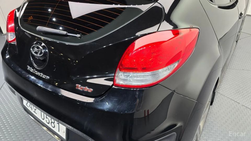 Hyundai Veloster
