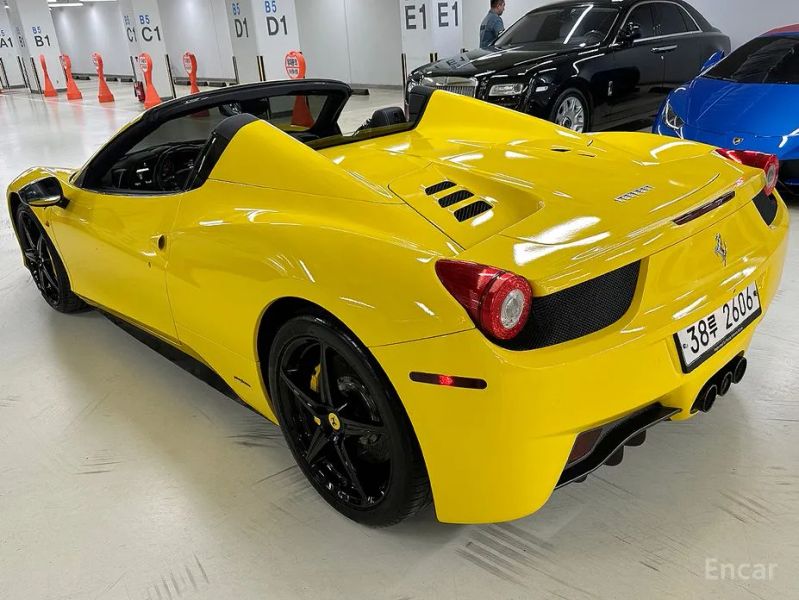 Ferrari 458