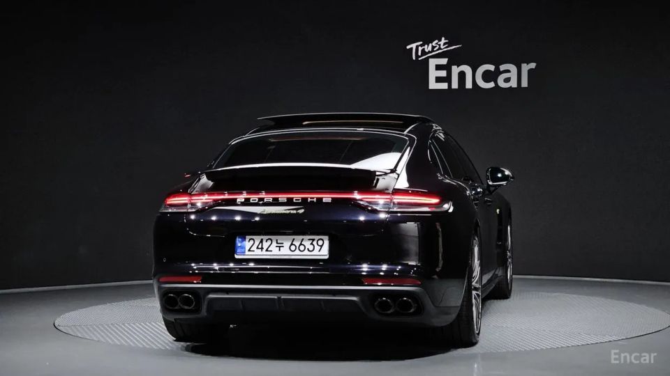 Porsche Panamera