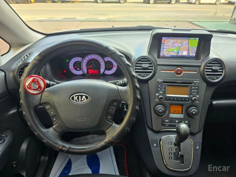 Kia Carens