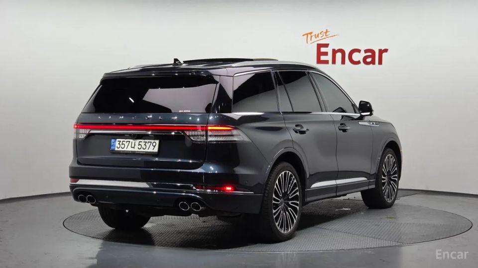 Lincoln Aviator