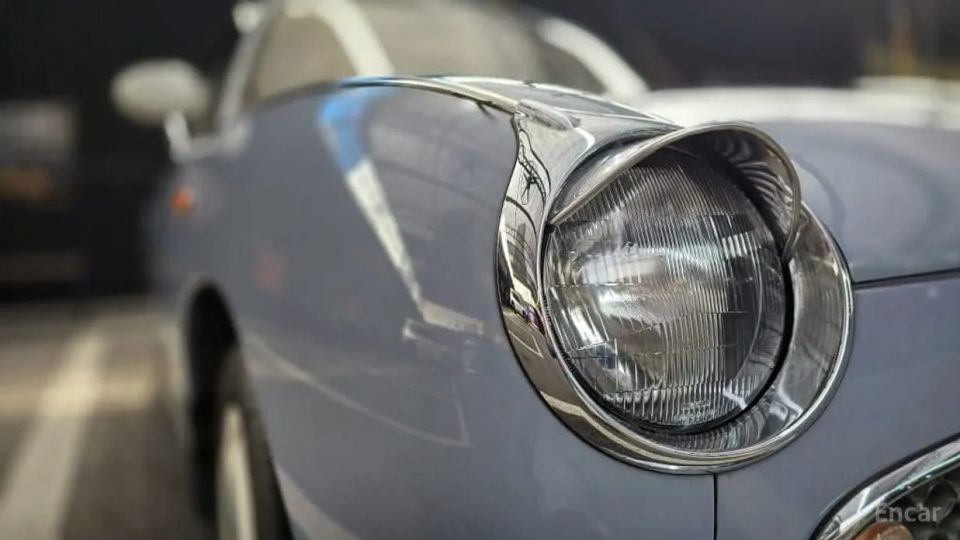 Nissan Figaro