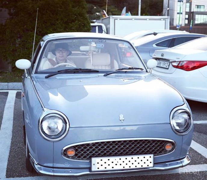 Nissan Figaro