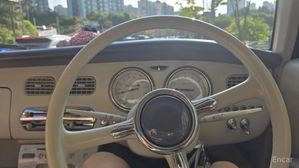Nissan Figaro