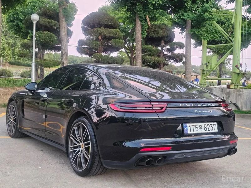 Porsche Panamera