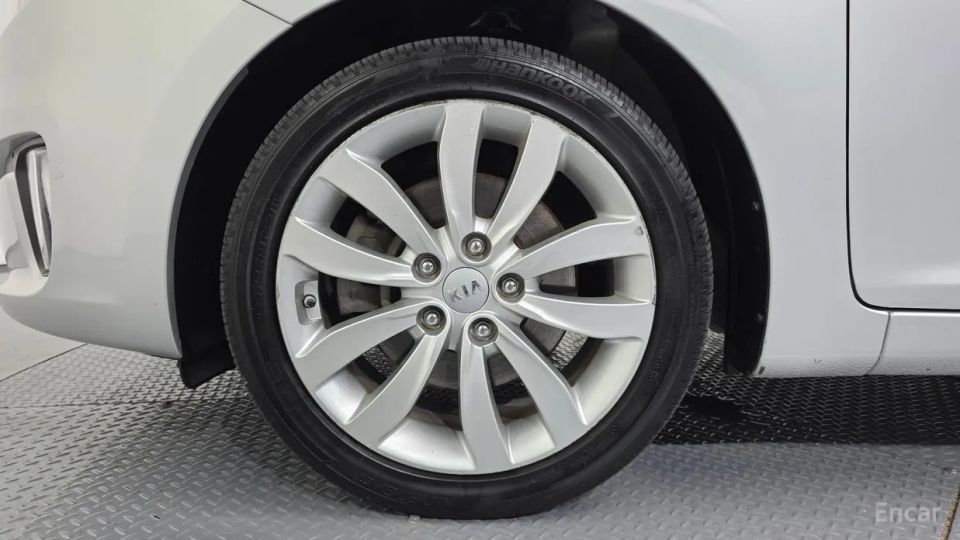 Kia Carens