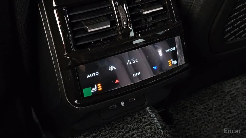 Renault-KoreaSamsung Grand Koleos
