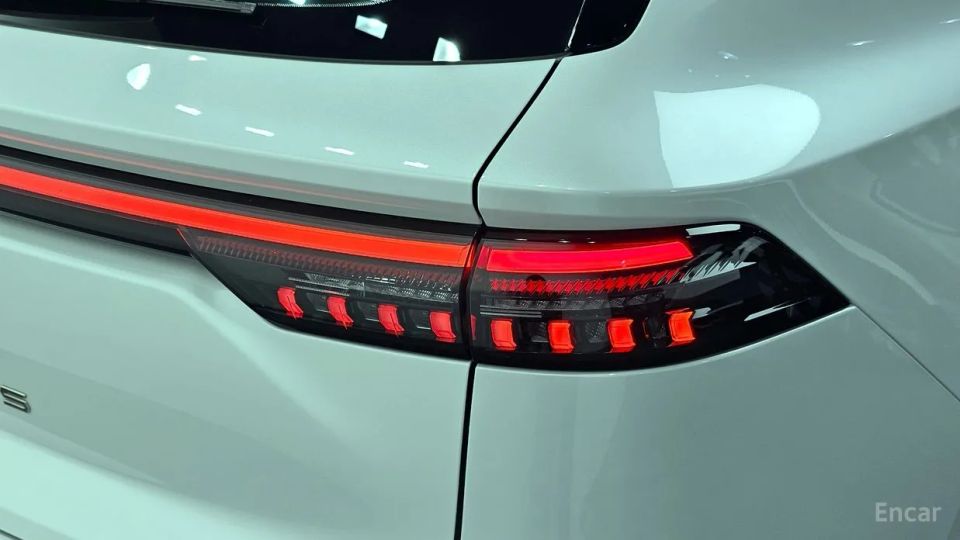 Renault-KoreaSamsung Grand Koleos