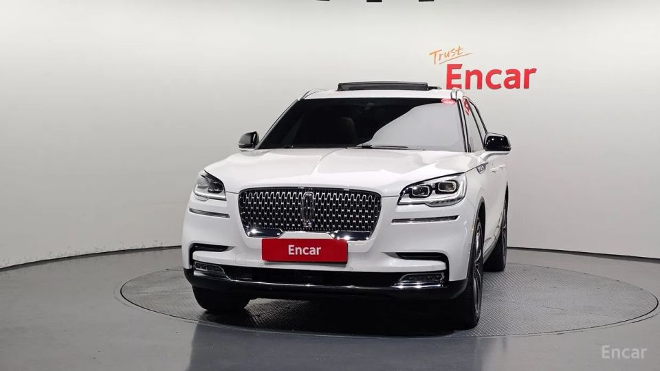 Lincoln Aviator