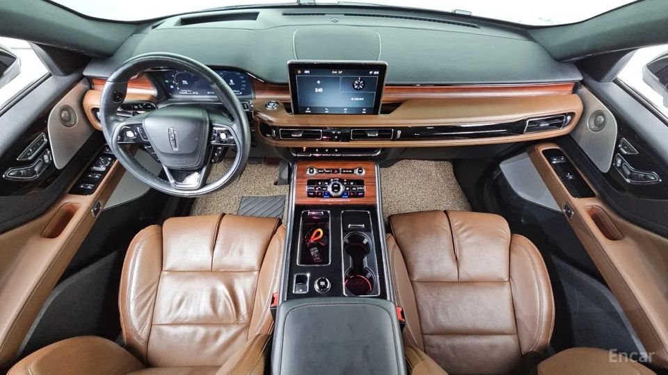 Lincoln Aviator