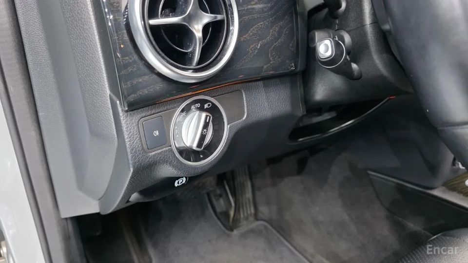 Mercedes-Benz GLK-Class