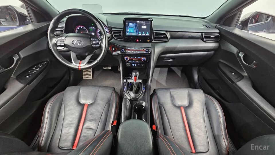 Hyundai Veloster