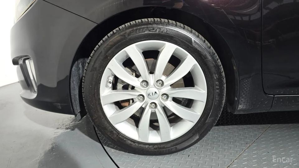 Kia Carens