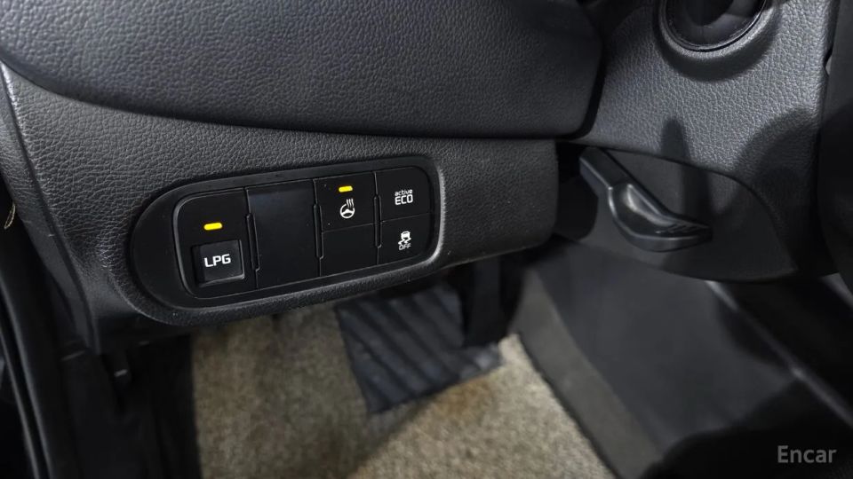 Kia Carens