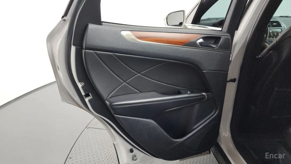 Lincoln MKC