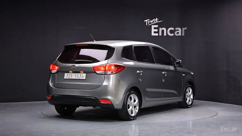 Kia Carens