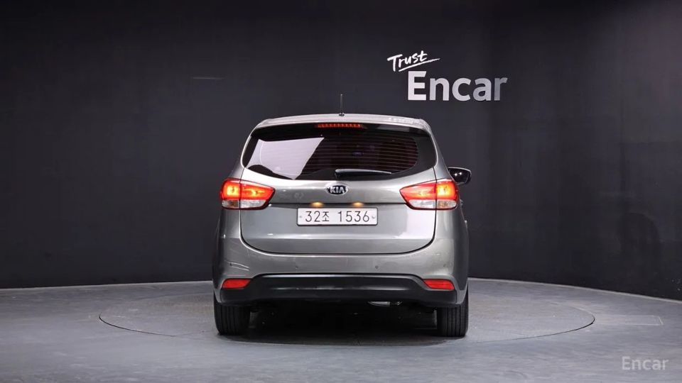 Kia Carens