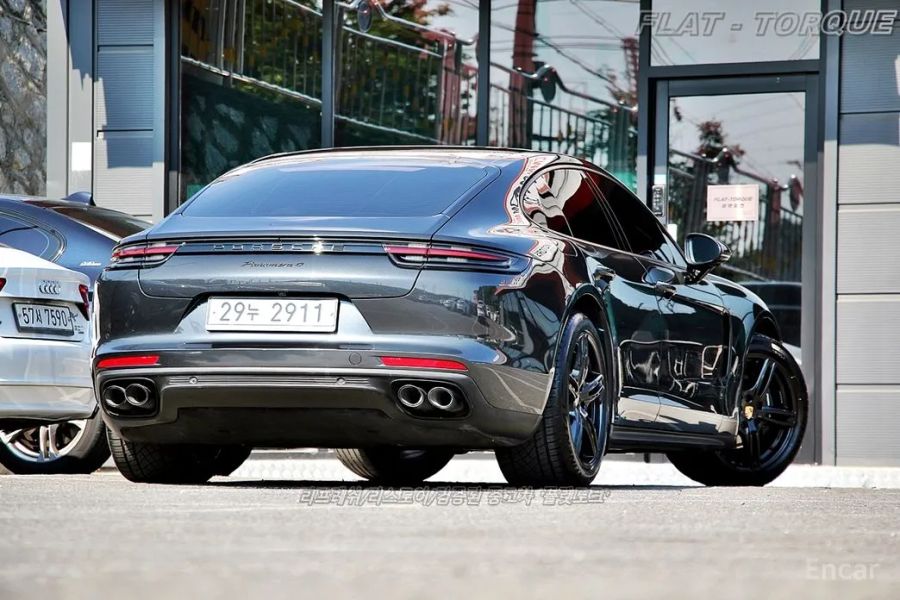 Porsche Panamera