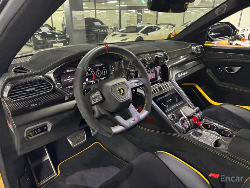 Lamborghini urus