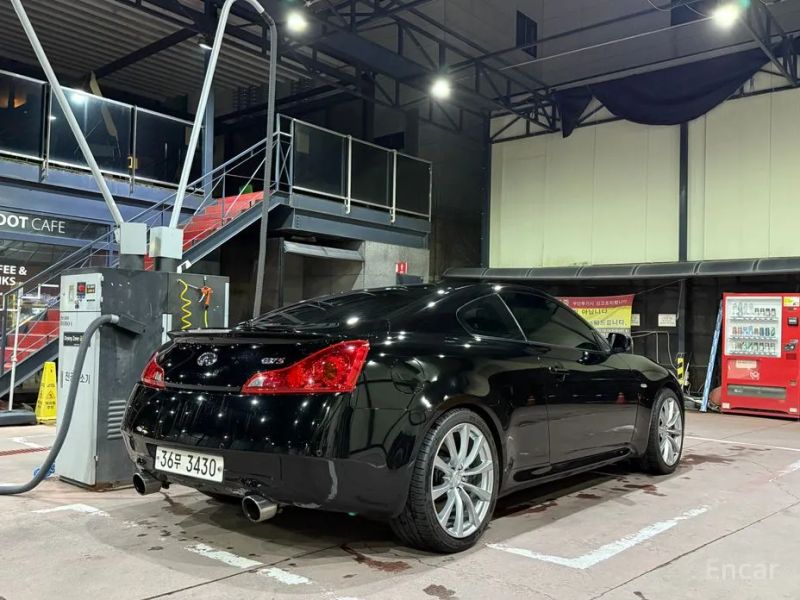 Infiniti G