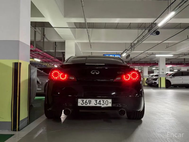 Infiniti G