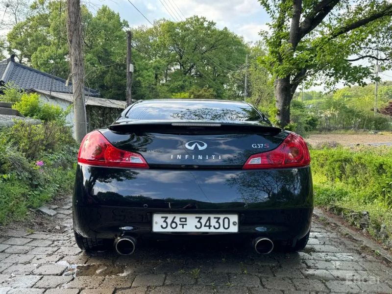 Infiniti G