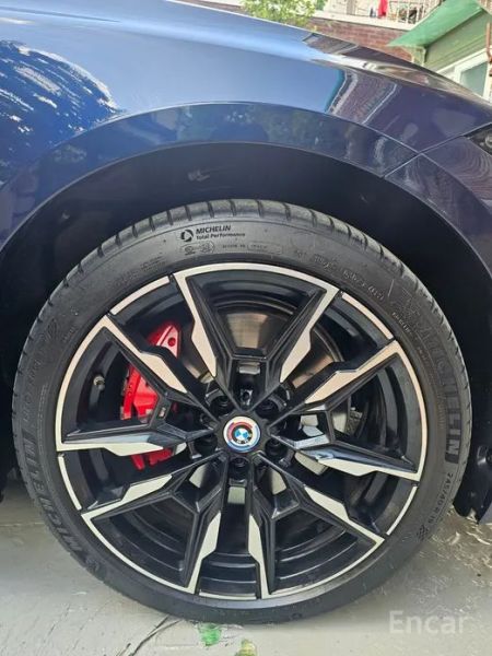 BMW I4
