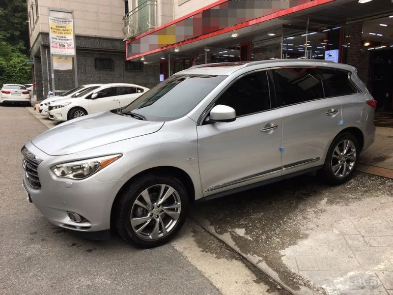 Infiniti JX