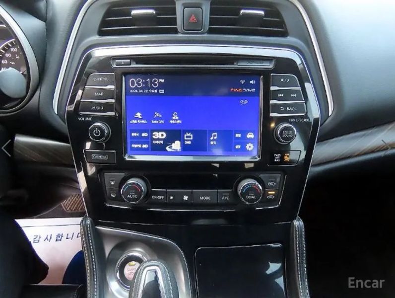 Nissan Maxima