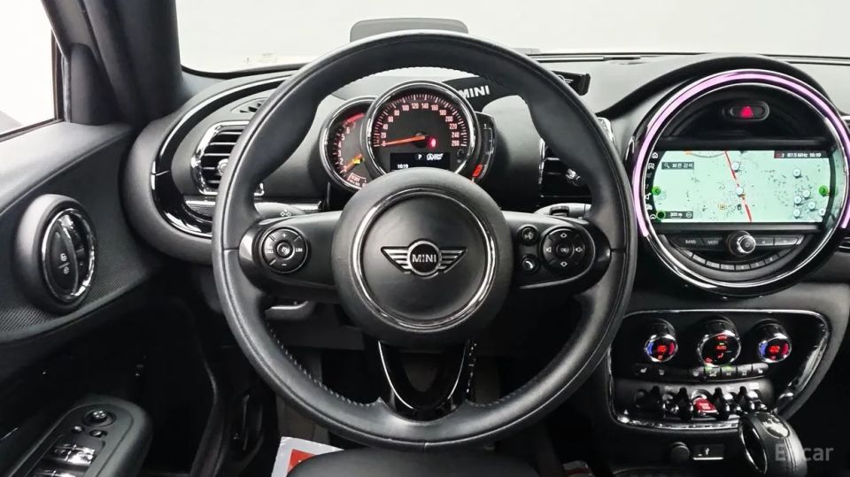 Mini clubman