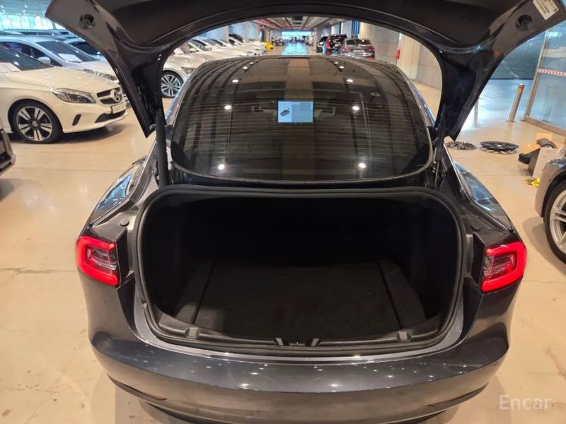 Tesla model-3