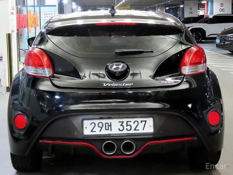 Hyundai Veloster