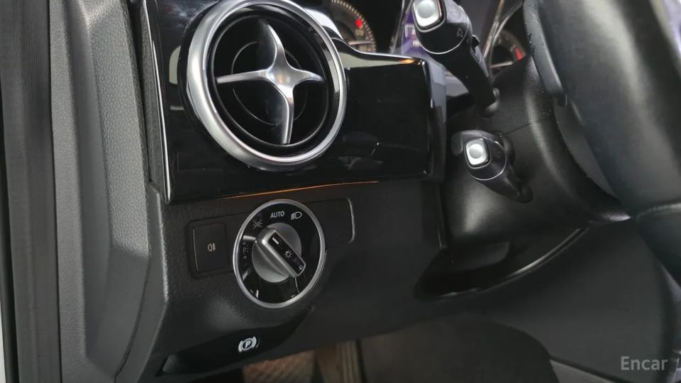 Mercedes-Benz GLK-Class
