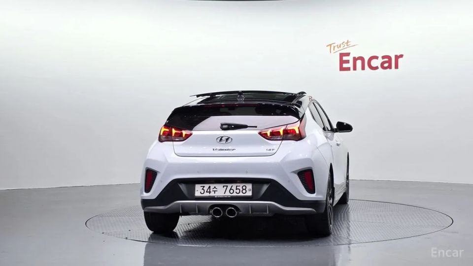 Hyundai Veloster