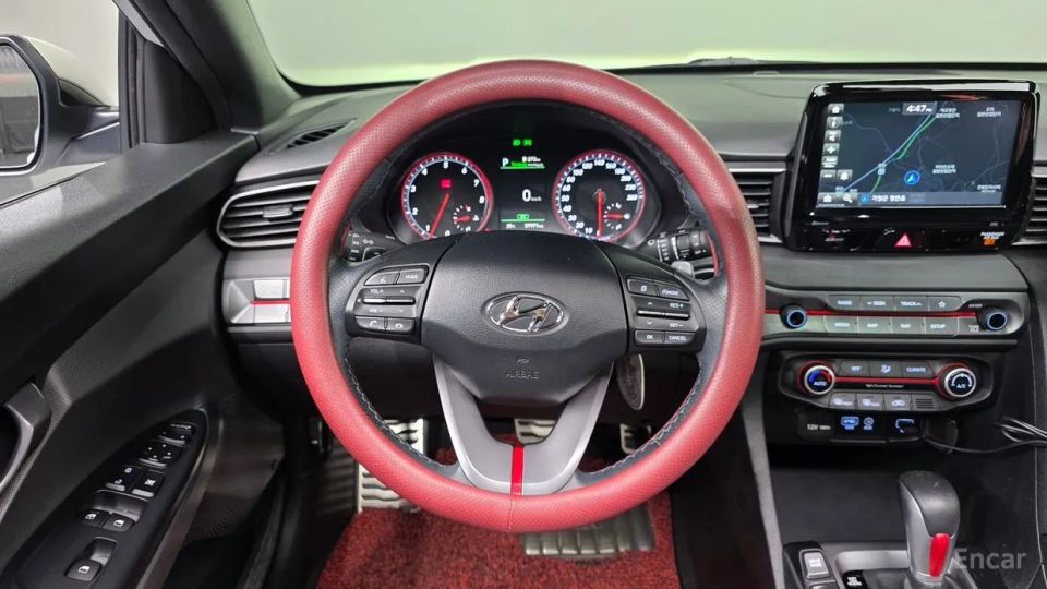 Hyundai Veloster