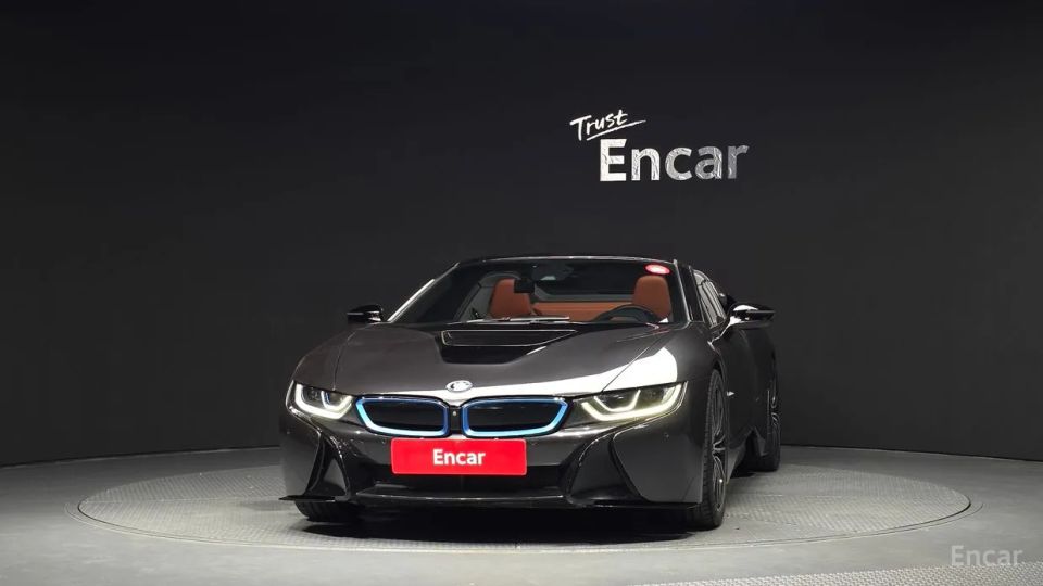 BMW I8