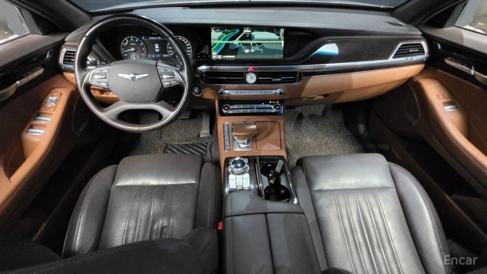 Genesis G90