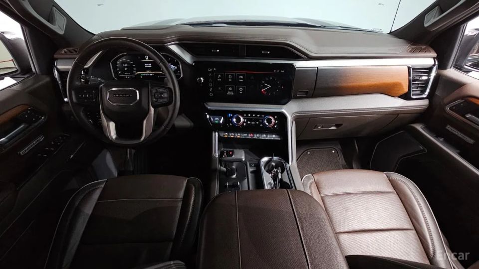 GMC Sierra