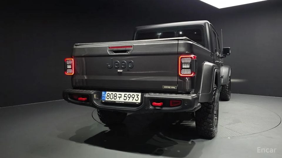 Jeep gladiator
