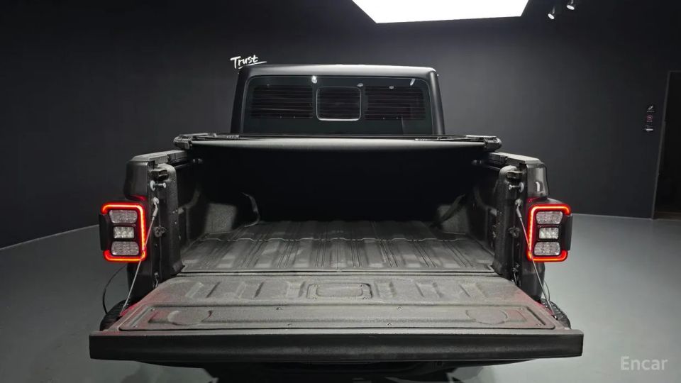 Jeep gladiator