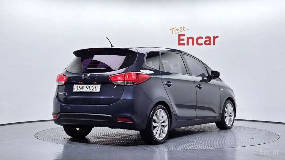 Kia Carens