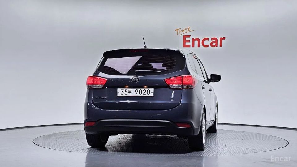 Kia Carens