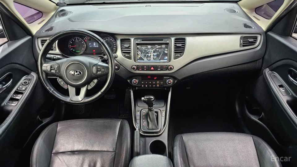 Kia Carens