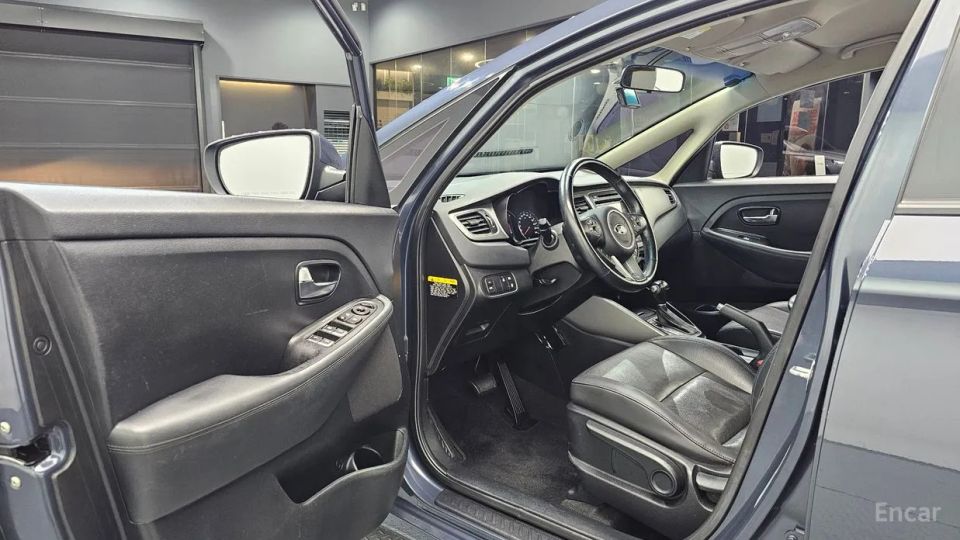 Kia Carens