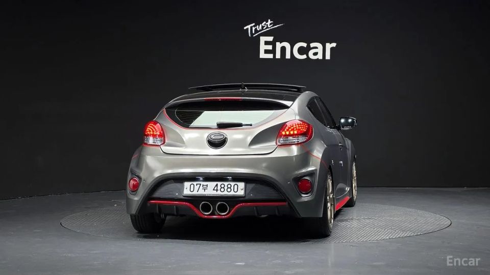 Hyundai Veloster